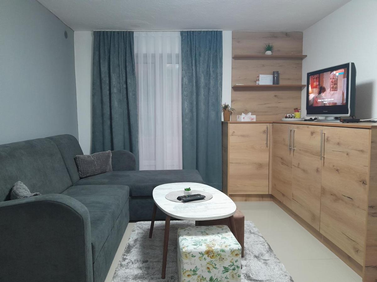 Apartmani Bet Gradacac 1 Maj Broj 24 المظهر الخارجي الصورة