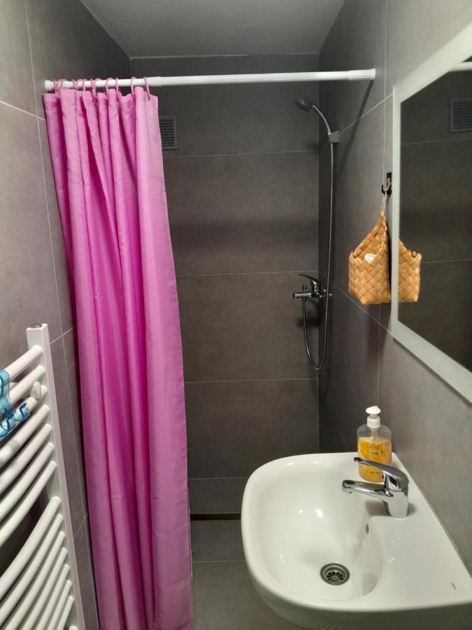 Apartmani Bet Gradacac 1 Maj Broj 24 المظهر الخارجي الصورة
